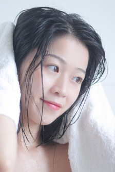 美丽的姑娘视频在线观看完整版